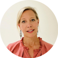 Portrait of Jennifer Schmelzer